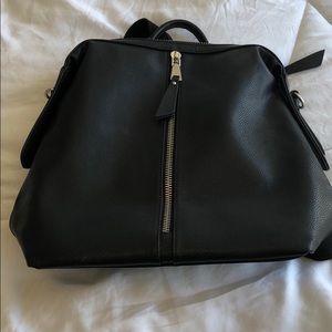 Nico & olive black backpack